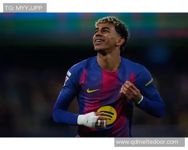 全球足球巨星现役风采各国明星球员的精彩表现与成就分析